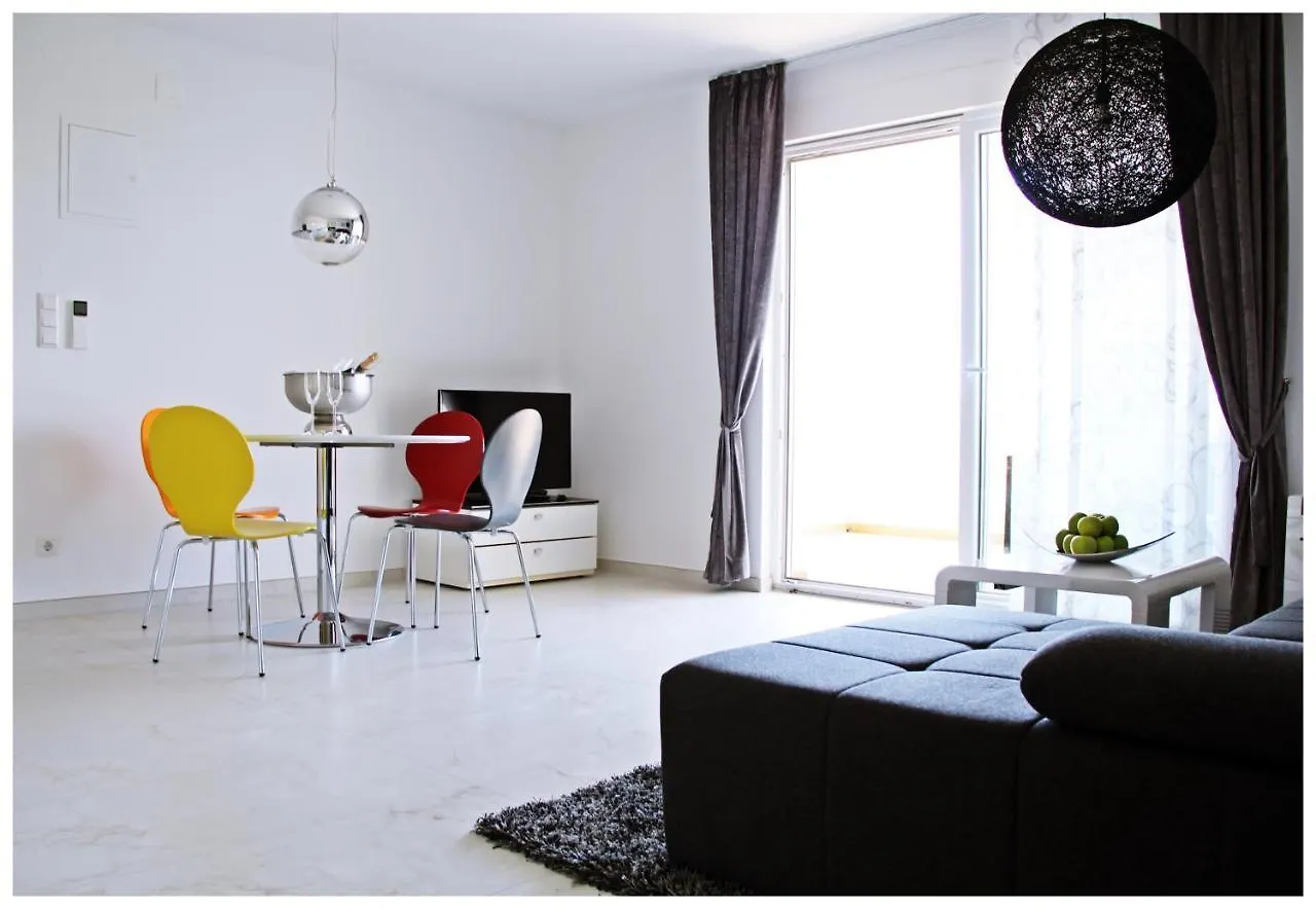Apartment Klara Trogir 0*,