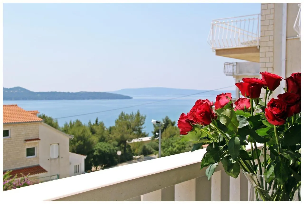 Apartment Klara Trogir