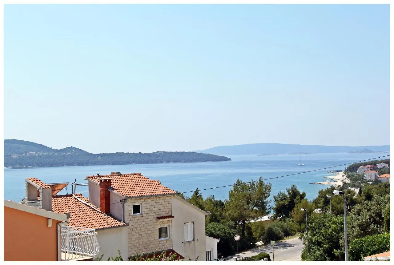 Apartment Klara Trogir
